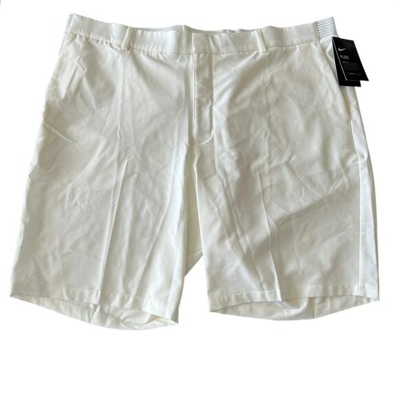 NEW NIKE DRI-FIT SLIM FIT Flex Golf Shorts Ivory Sz 40 Pockets Stretch Waist